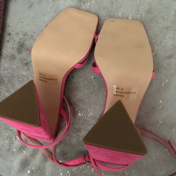 Lemon Drop by Privileged Pink Hadley Platform Heels 7.5 - Picture 9 of 9